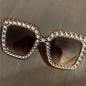 Rhinestone Embellished Brown Sunglasses